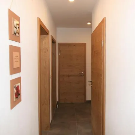 شقة Haus Goldmann By Interhome *