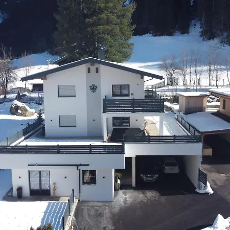 شقة Haus Goldmann By Interhome